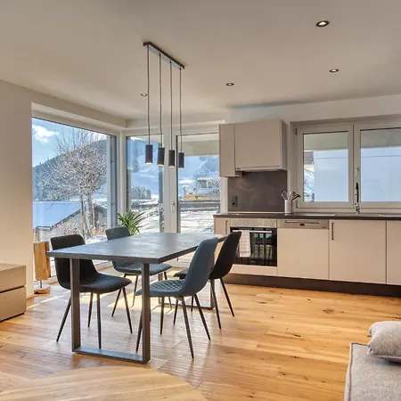 Lakefield Panorama 蒂罗尔-泽费尔德